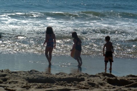 Gallery Image MemPhoto_ocean city shadows of children.jpg Gallery Image MemPhoto_ocean city shadows of children.jpg